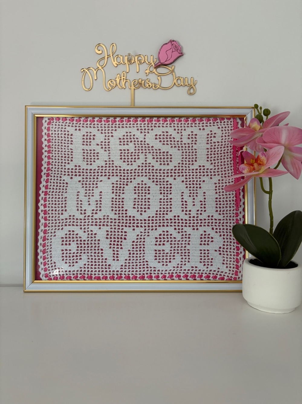 🌸“Best Mom Ever” Handcrafted Crochet Framed Art - A Mother’s Day Keepsake🌸